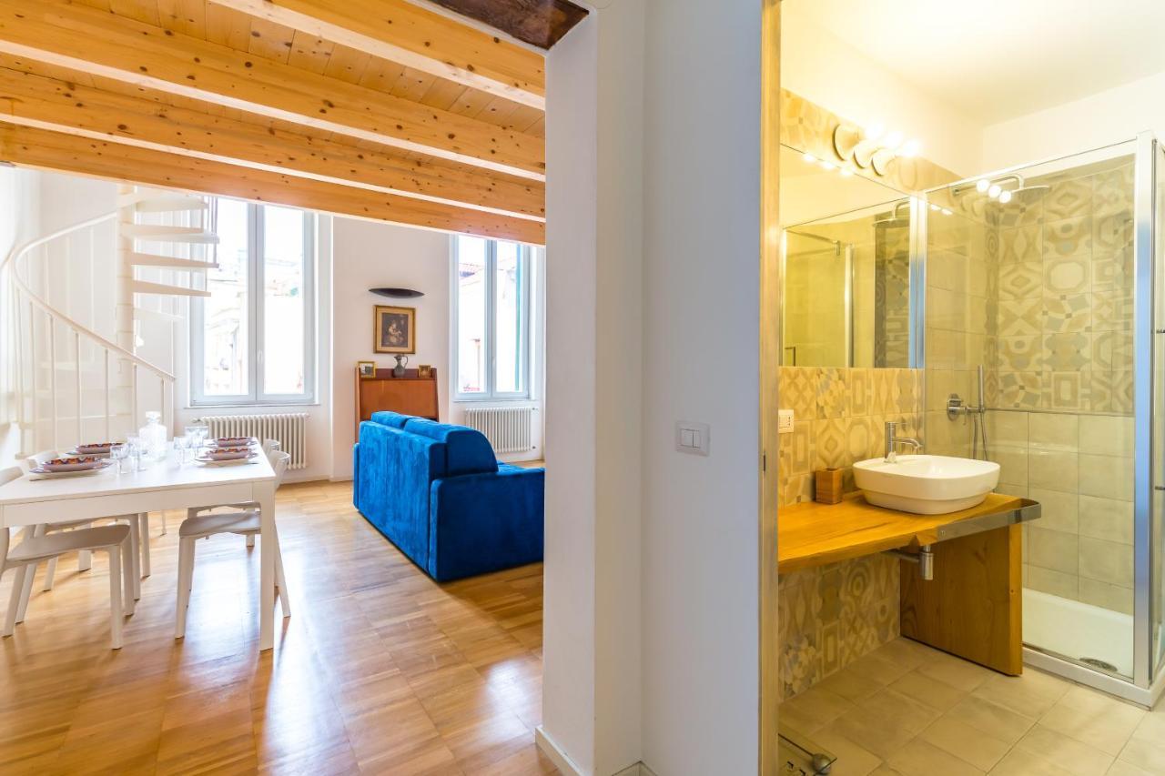 Nova Stylish House In Center By Napoliapartments Екстер'єр фото