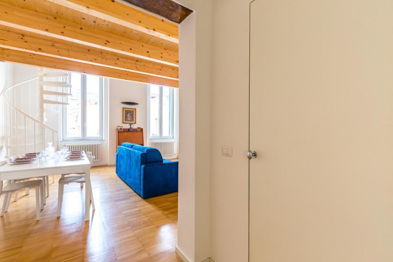 Nova Stylish House In Center By Napoliapartments Екстер'єр фото
