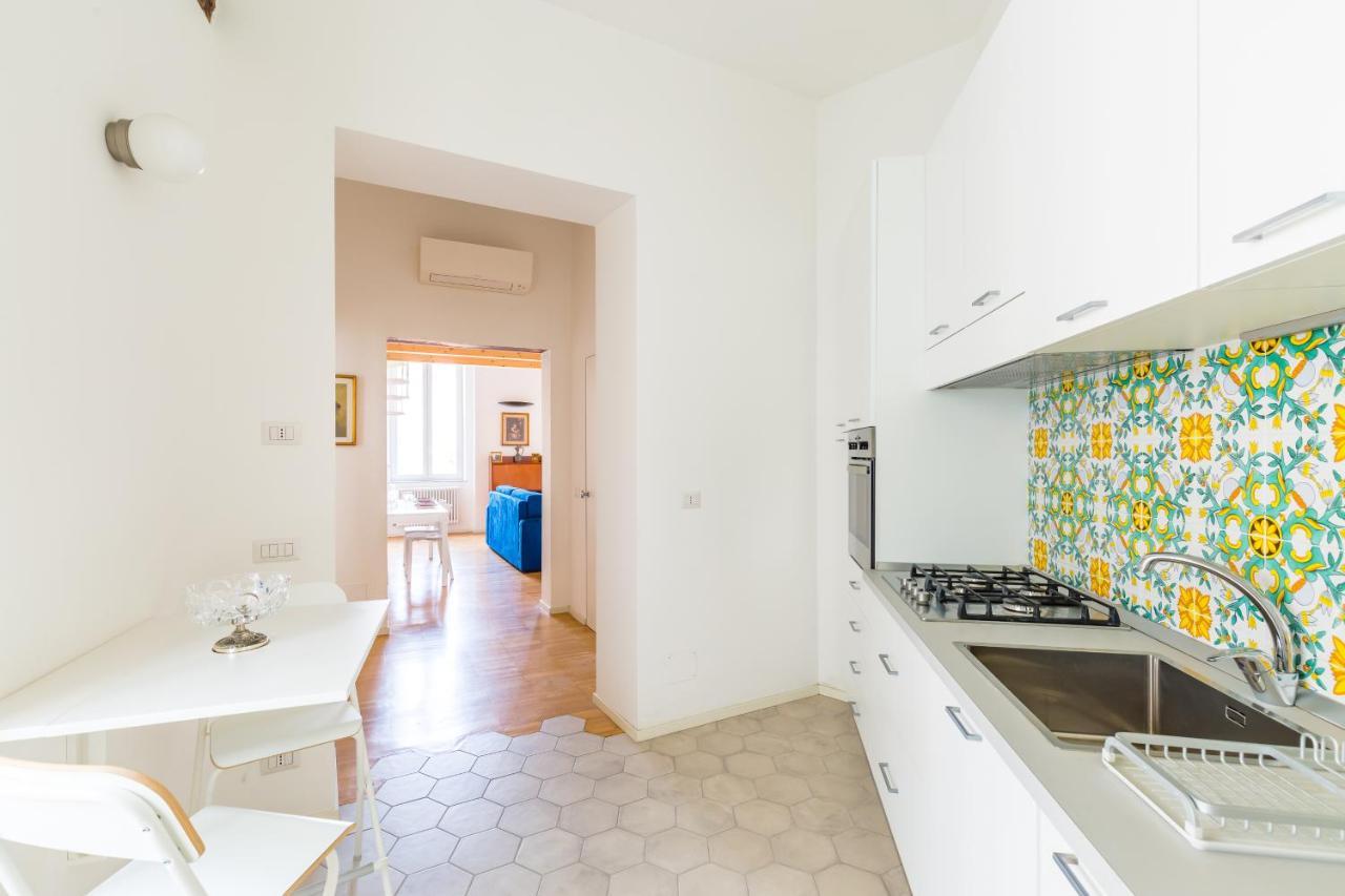 Nova Stylish House In Center By Napoliapartments Екстер'єр фото